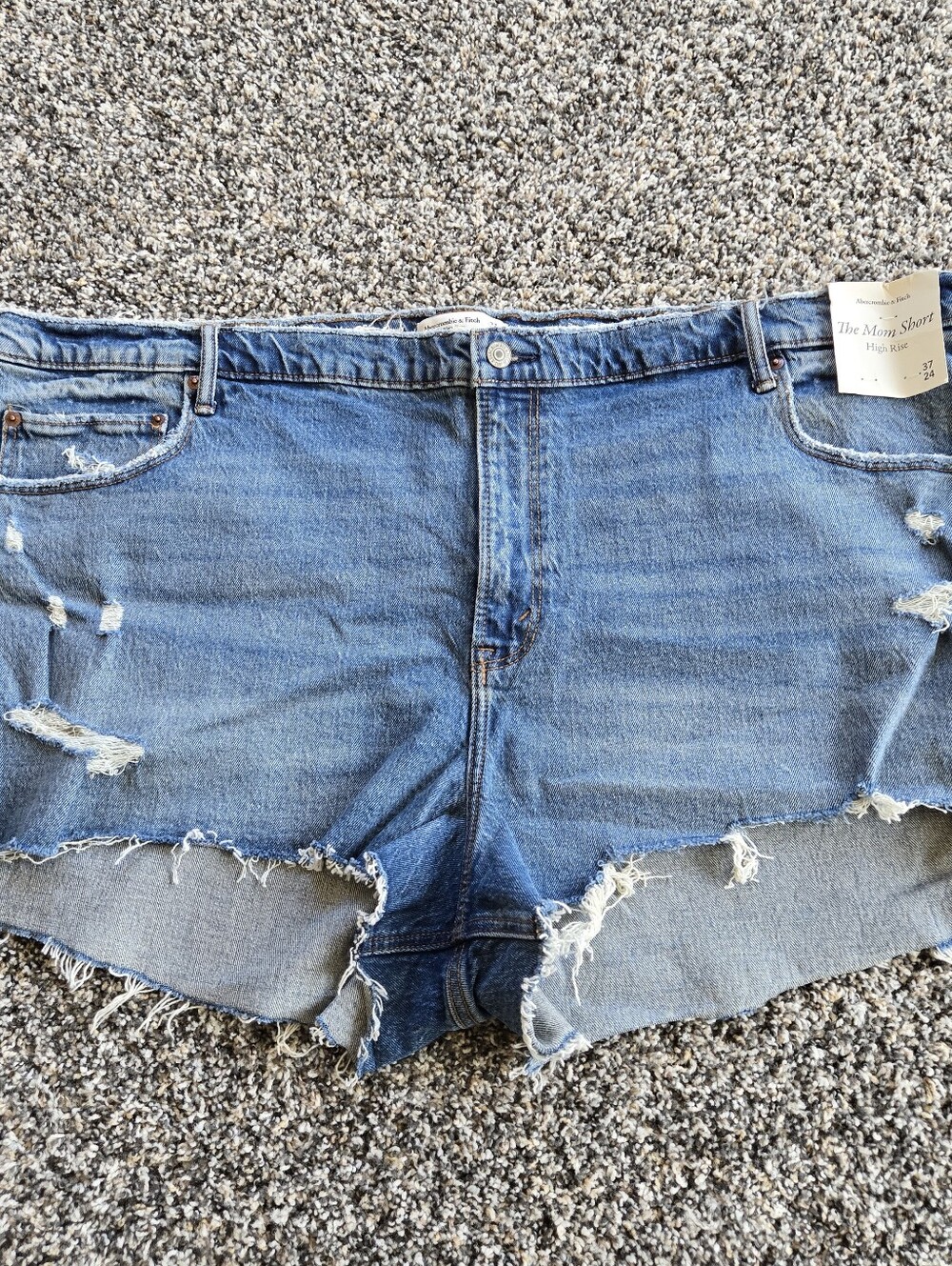 NEW Abercrombie & Fitch The Mom Short High Rise size 37/24